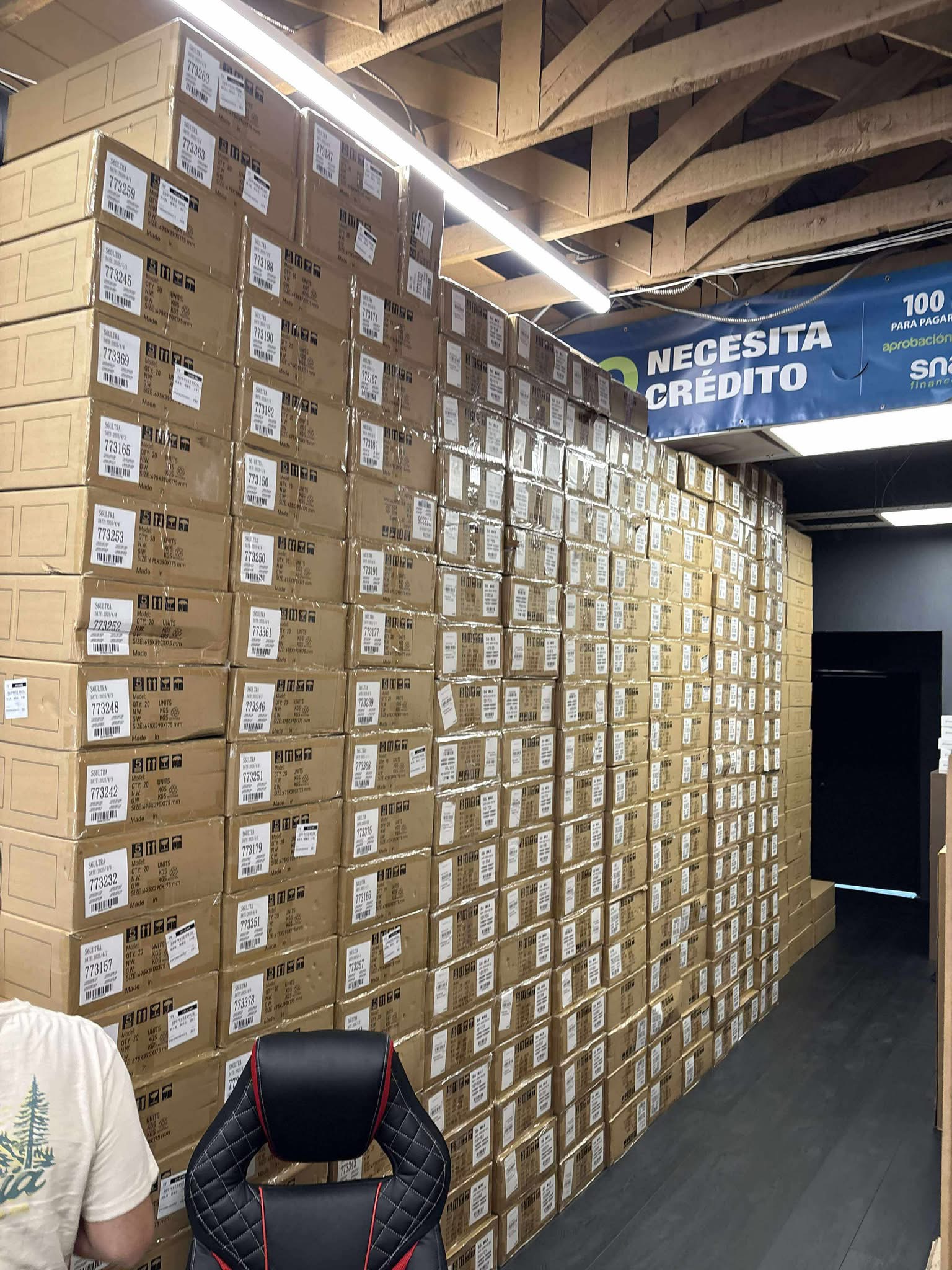 SuperBOX Warehouse - Massive Inventory Stock